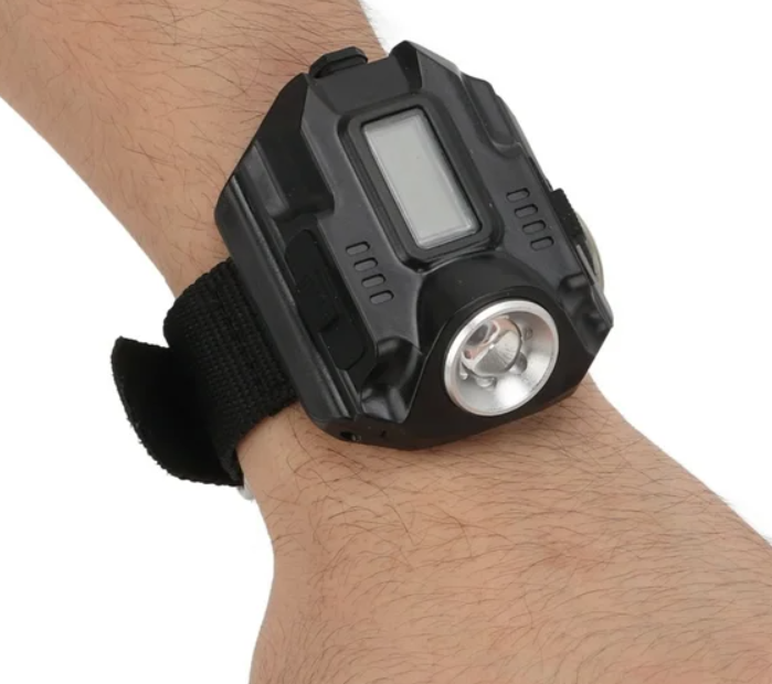 Reloj con Linterna HT-8008